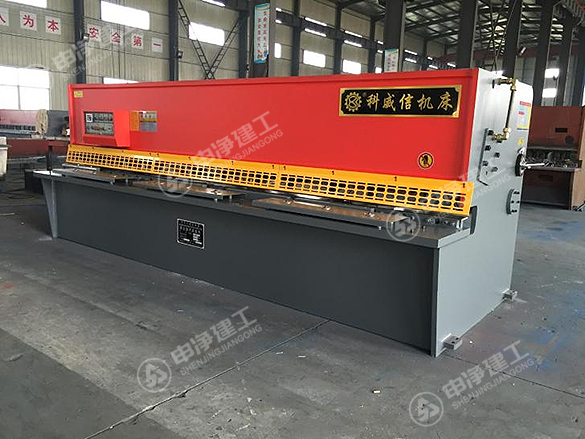 12-1 數(shù)控液壓擺式剪板機(jī) 4 臺(tái)